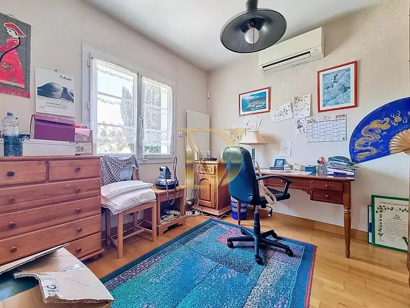Maison, 227 m²