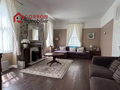 Maison, 278 m²
