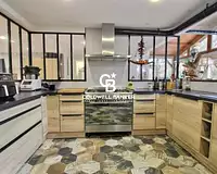Maison, 165 m²