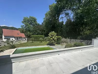 Maison, 195 m²