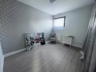 Maison, 175 m²