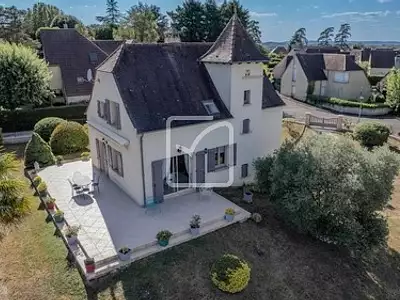 Maison, 144 m²