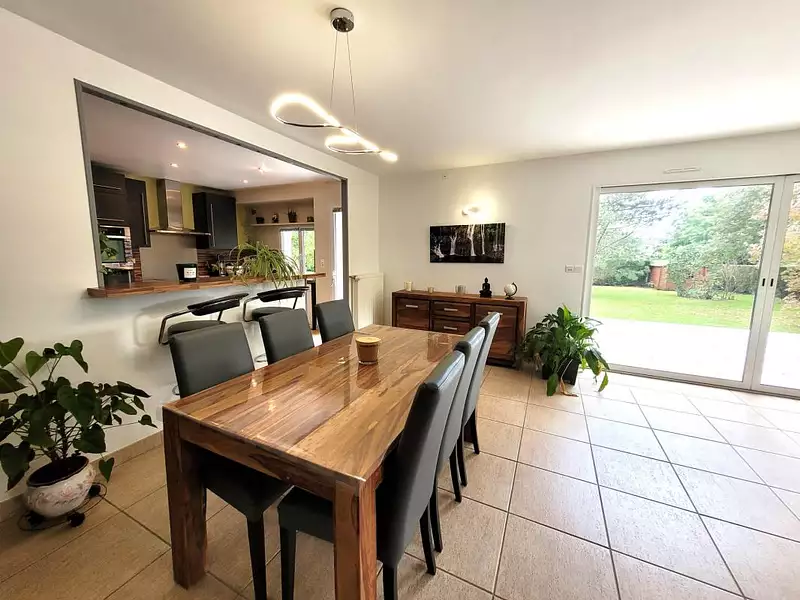 Maison, 201 m²