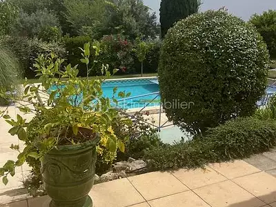 Maison, 190 m²