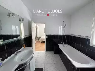 Maison, 230 m²