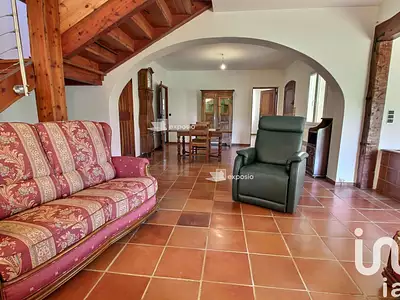 Maison, 242 m²