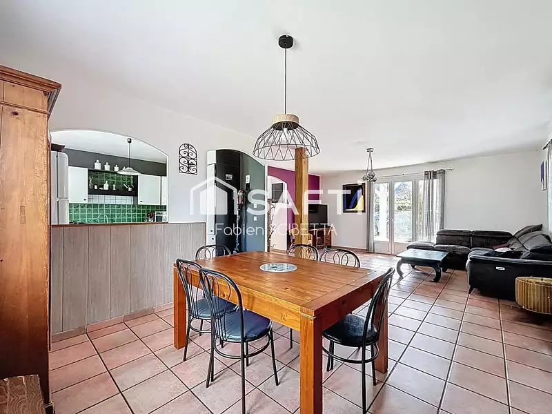 Maison, 96 m²