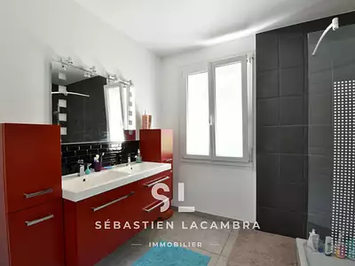 Maison, 162 m²