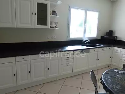 Maison, 170 m²