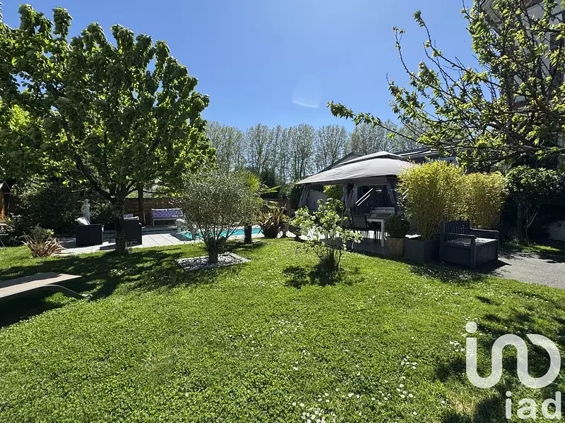 Maison, 208 m²