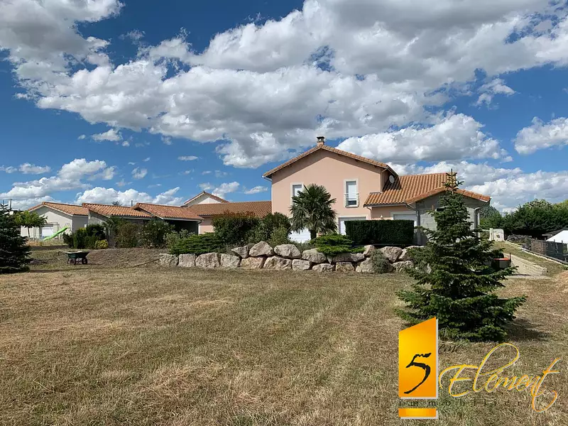 Maison, 237 m²
