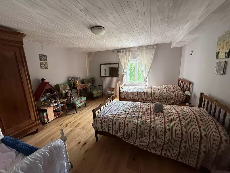 Maison, 380 m²