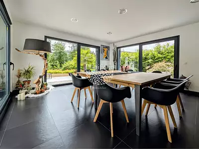 Maison, 230 m²