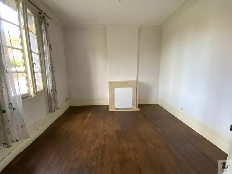 Maison, 250 m²