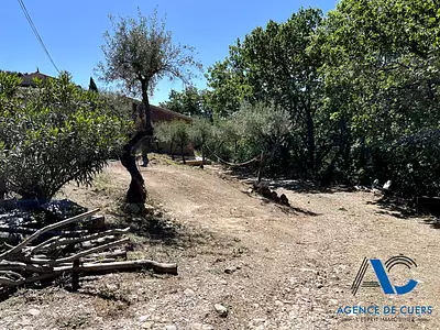Terrain, 1 410 m²