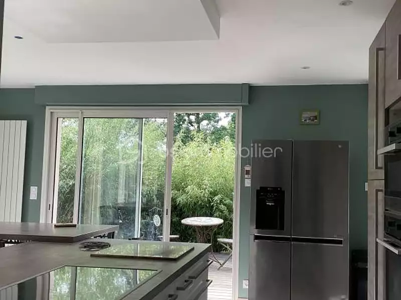 Maison, 310 m²