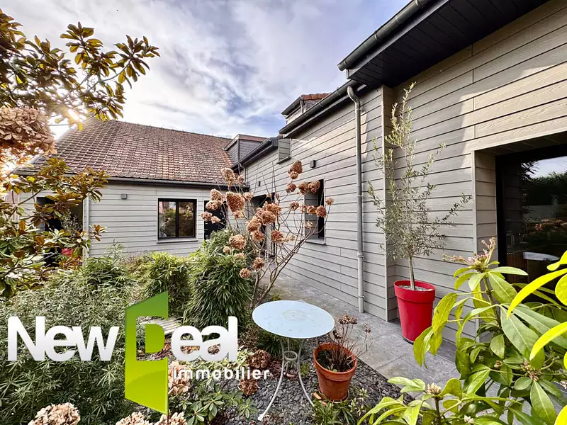 Maison, 245 m²