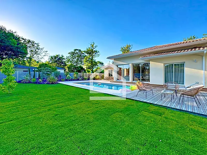 Maison, 190 m²