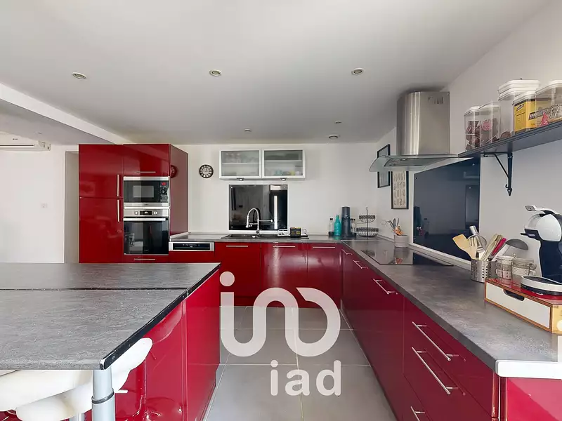 Maison, 214 m²