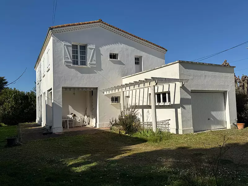 Maison, 160 m²