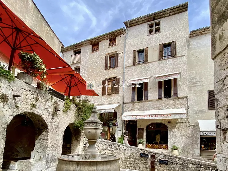 Maison, 300 m²