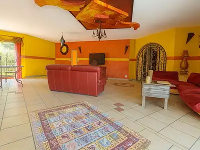 Maison, 243 m²