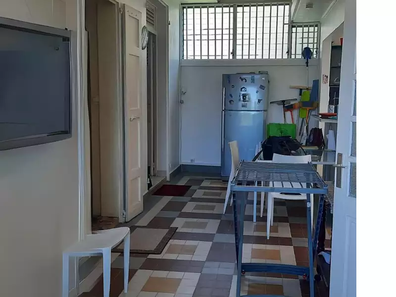 Immeuble, 198 m²