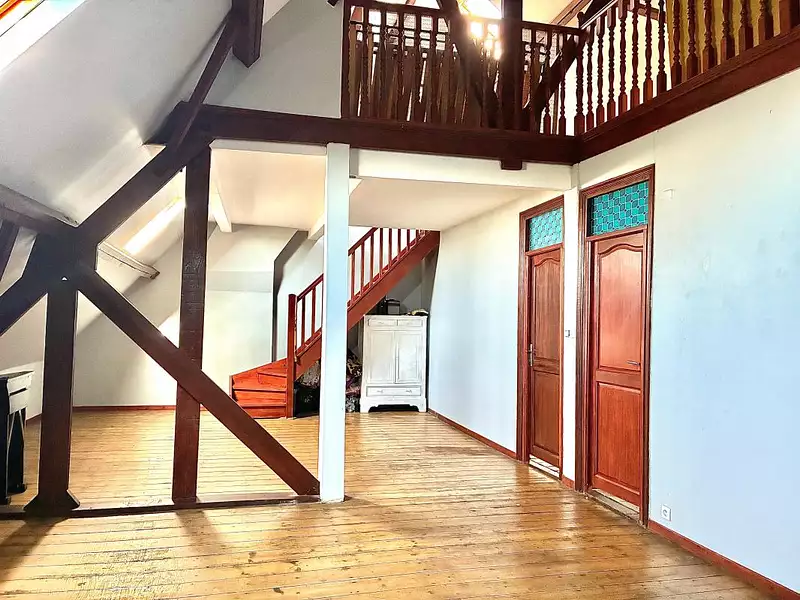 Maison, 245 m²