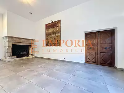 Maison, 345 m²
