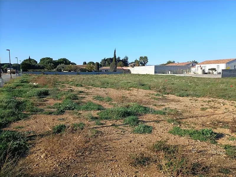 Terrain, 347 m²