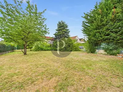 Terrain, 786 m²