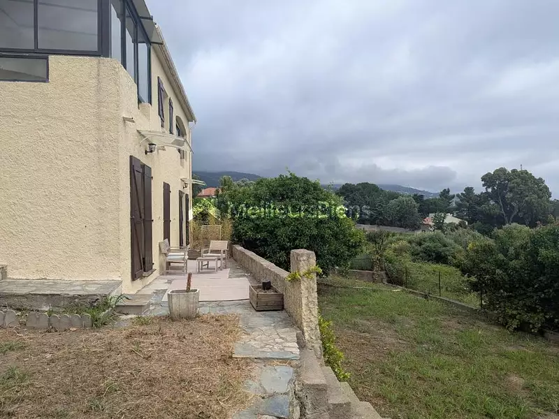 Maison, 114 m²