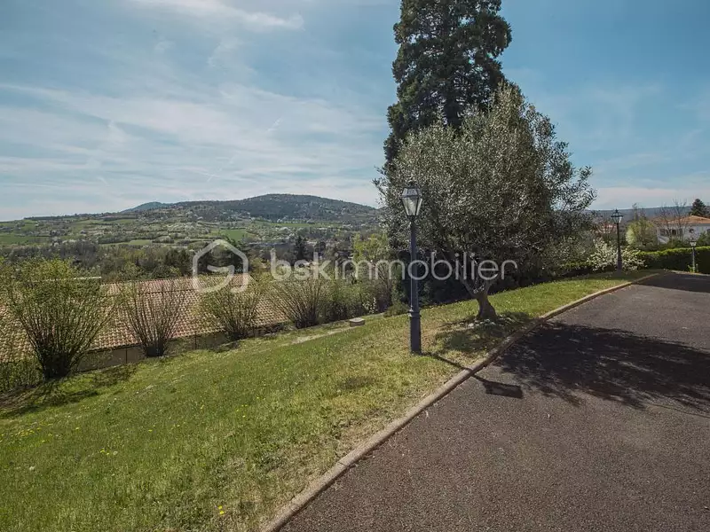 Maison, 280 m²