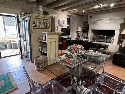 Maison, 250 m²