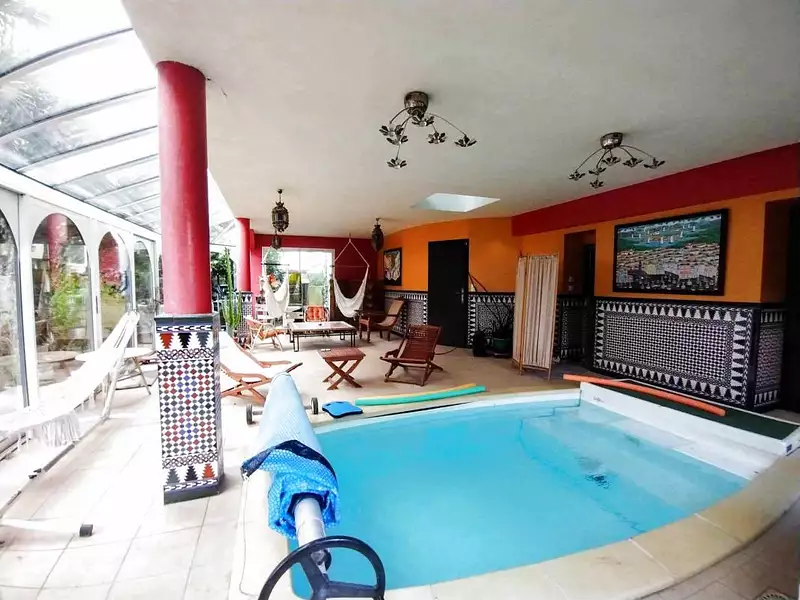 Maison, 346 m²