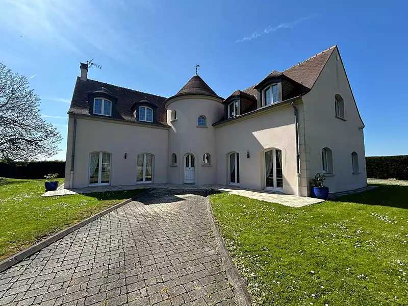 Maison, 339,87 m²