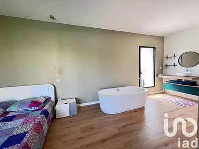 Maison, 232 m²