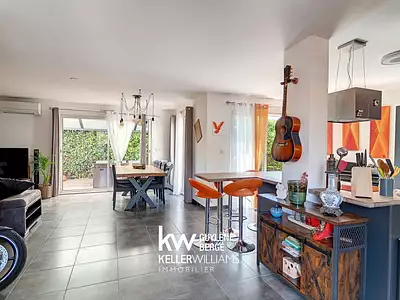 Maison, 115 m²