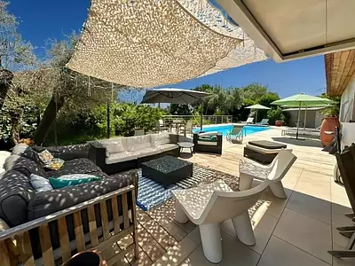 Maison, 310 m²