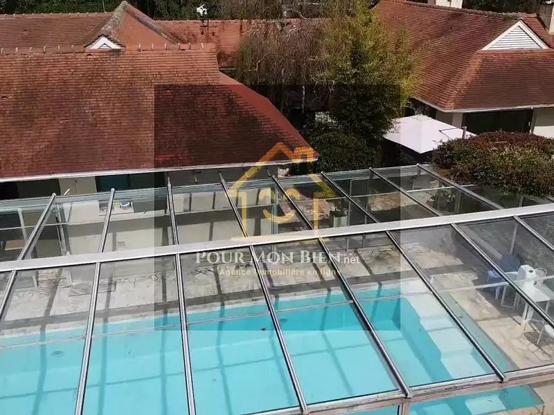 Maison, 227 m²