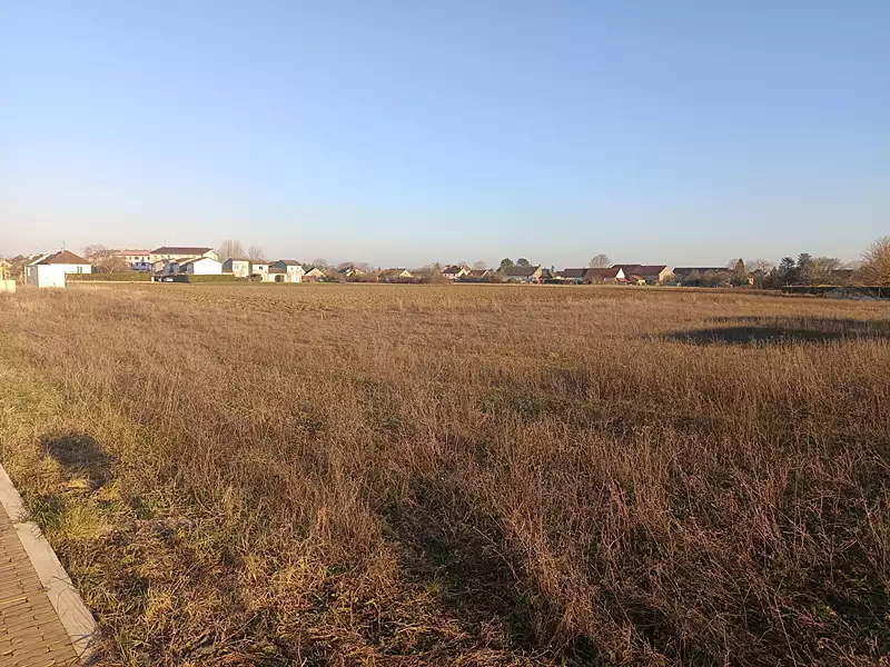 Terrain, 760 m²