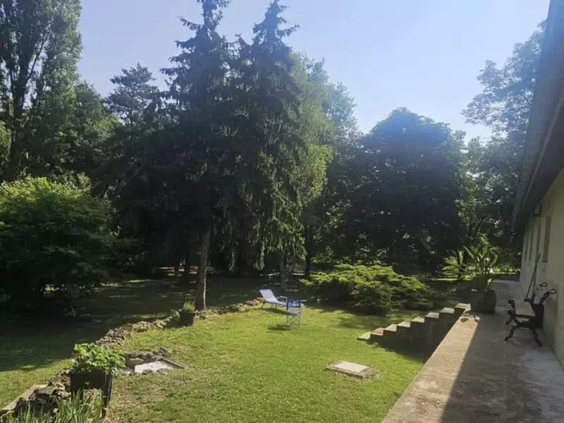Maison, 233 m²