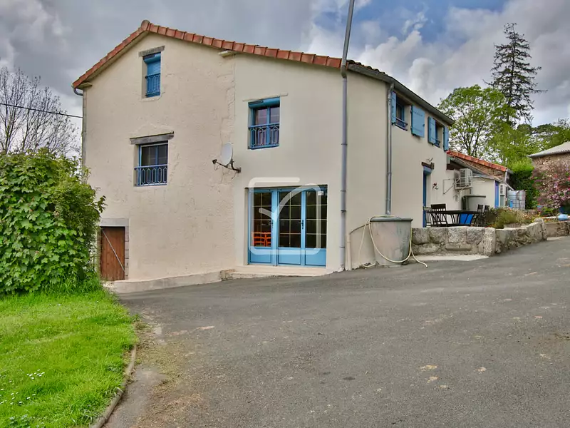 Maison, 231 m²