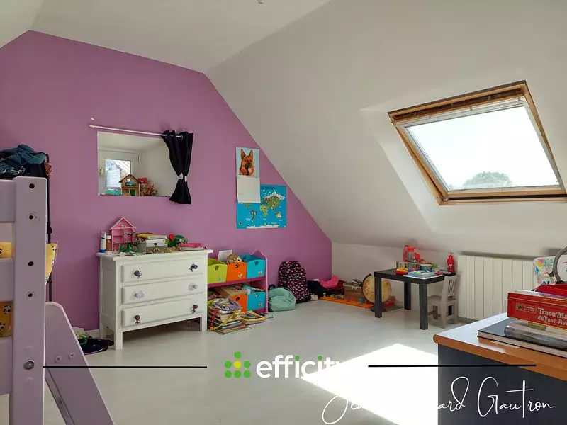 Maison, 166 m²