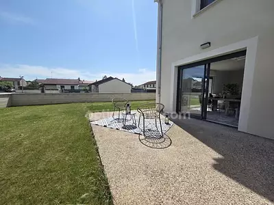 Maison, 122 m²