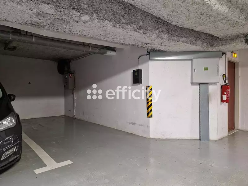 Parking, 11 m²