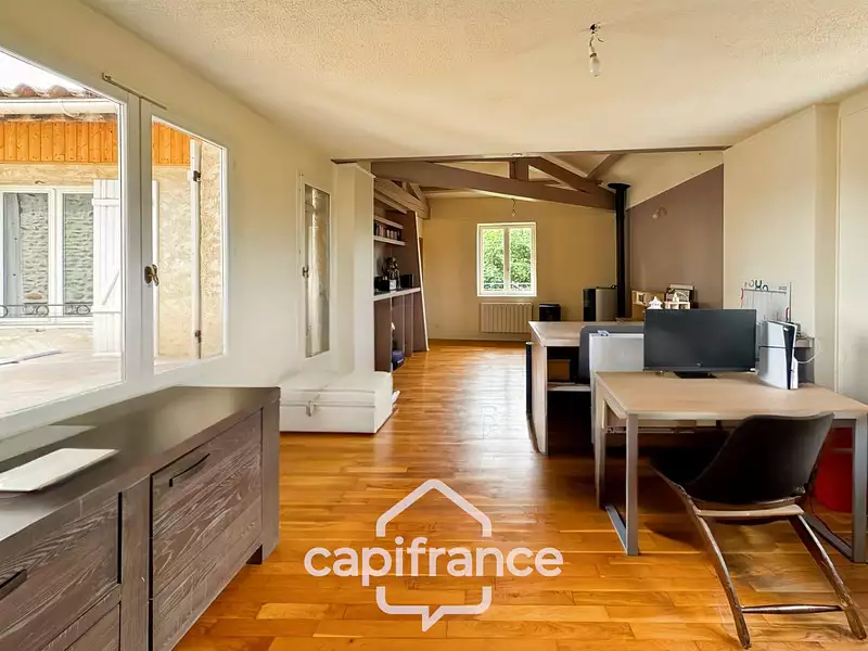 Maison, 197 m²