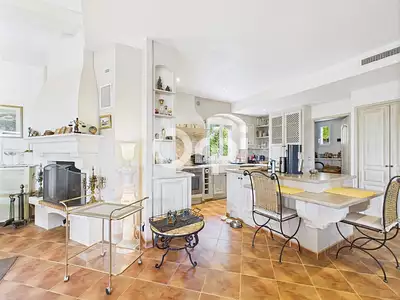 Maison, 170 m²
