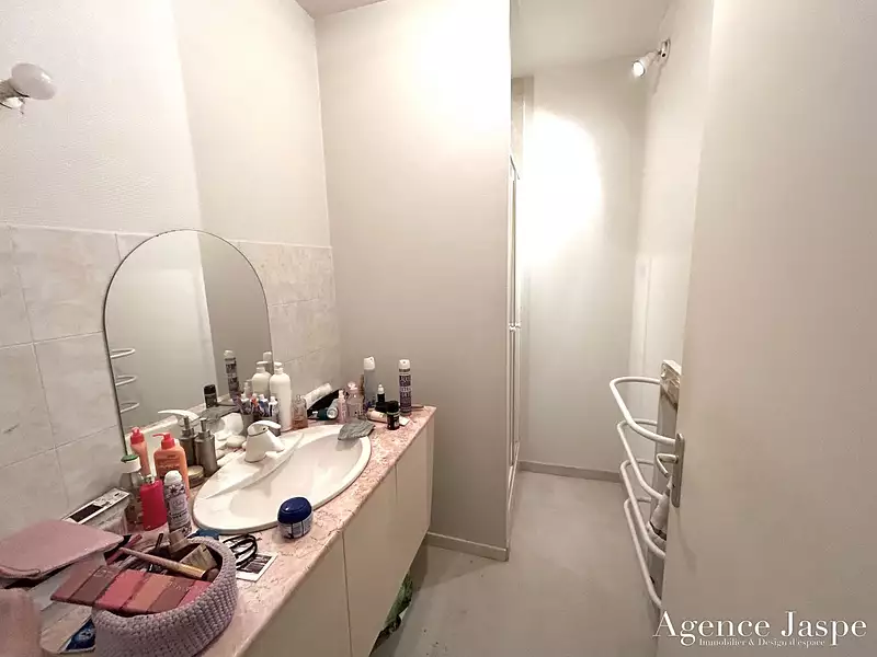 Immeuble, 255 m²