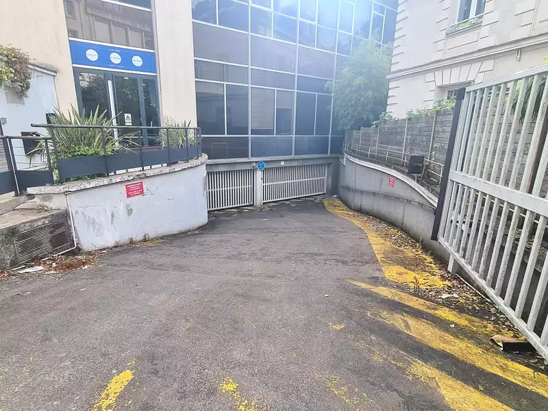 Parking, 12 m²
